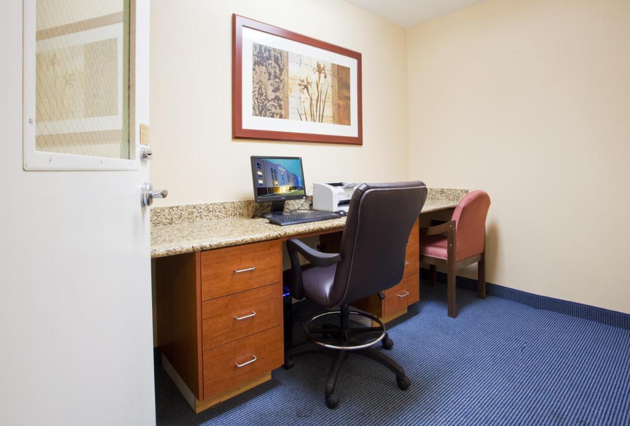 Candlewood Suites Jacksonville By Ihg מראה חיצוני תמונה